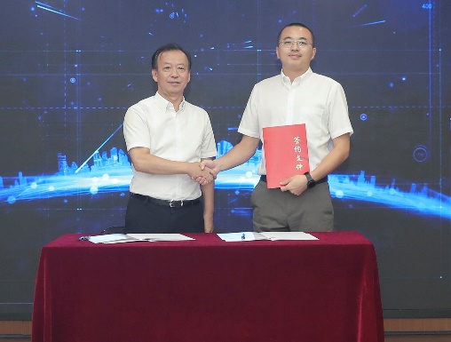 9888拉斯维加斯集团举行立异生长研究院揭牌暨立异项目签约仪式