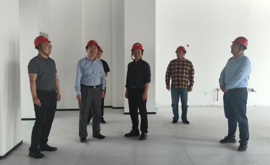 “双节”一直歇，，，，，加班促生产