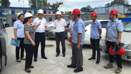 市妄想局向导到我院外业工地慰问